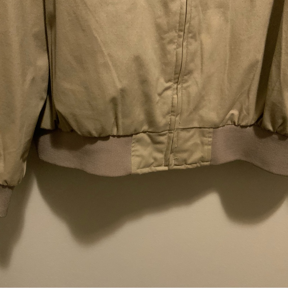 Mens light taupe Northwest Territory jacket in Large. - Picture 7 of 8